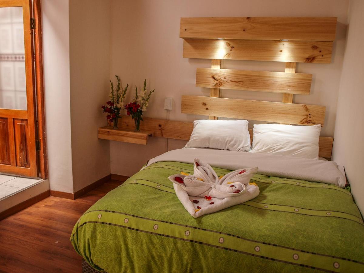 Eureka Lodge Ollantaytambo Buitenkant foto